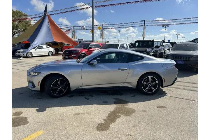 $32780 : Ford Mustang 2024 EcoBoost P image 8