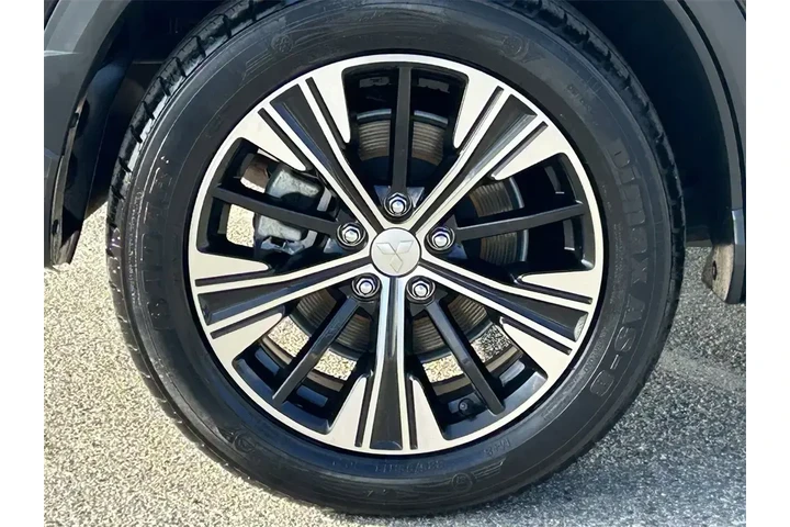 $13210 : Mitsubishi Eclipse Cross 201 image 7