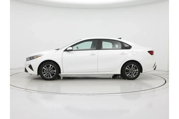 $17998 : Kia Forte 2024 LXS 4dr Sedan image 3