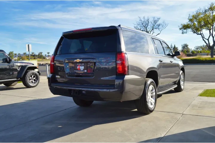 $22995 : Used 2018 Suburban 2WD 4dr 15 image 5