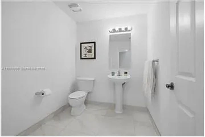 $4400 : Rental property with 2 bedro image 8