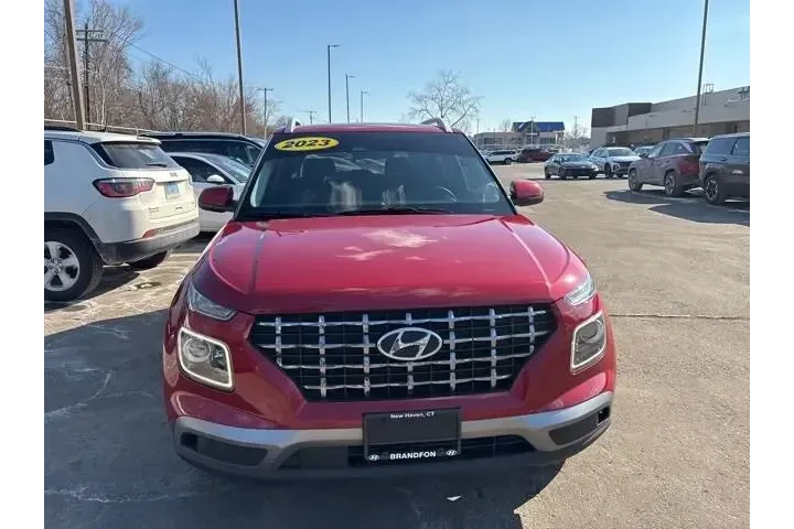 $17000 : Hyundai VENUE 2023 Limited 4 image 2