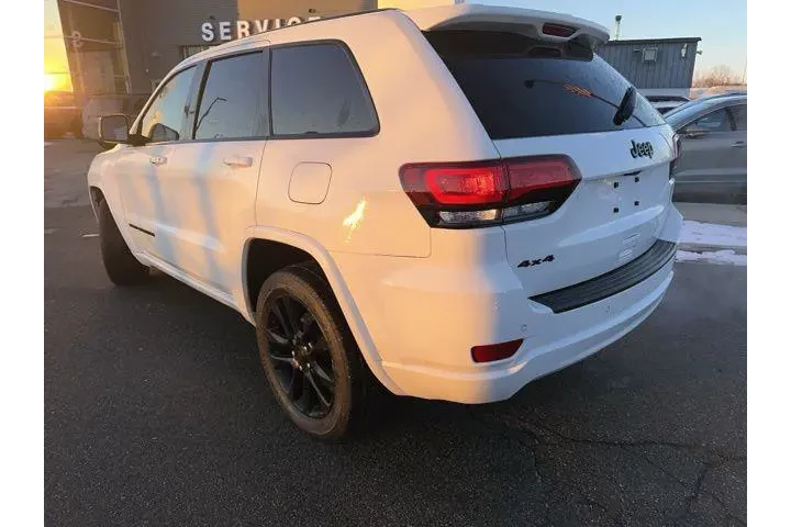 $19900 : Jeep Grand Cherokee 2021 4x4 image 3