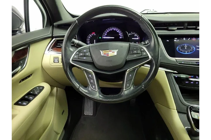 $23998 : Cadillac XT5 2019 Luxury 4dr image 10