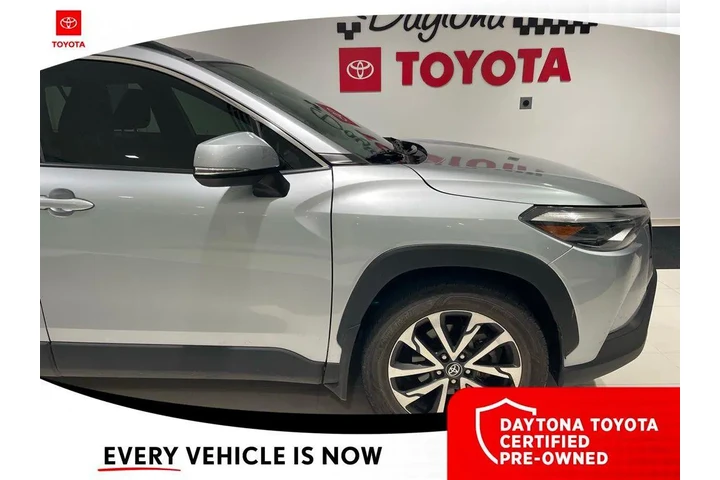 $26000 : Toyota Corolla Cross 2023 XL image 9