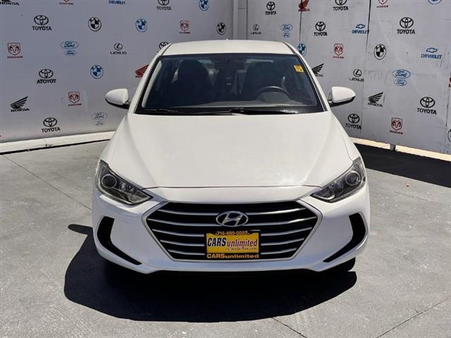 $10995 : Used 2018 Elantra SEL 2.0L Au image 8