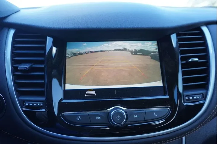 $19988 : Chevrolet Trax 2022 AWD LT 4 image 9