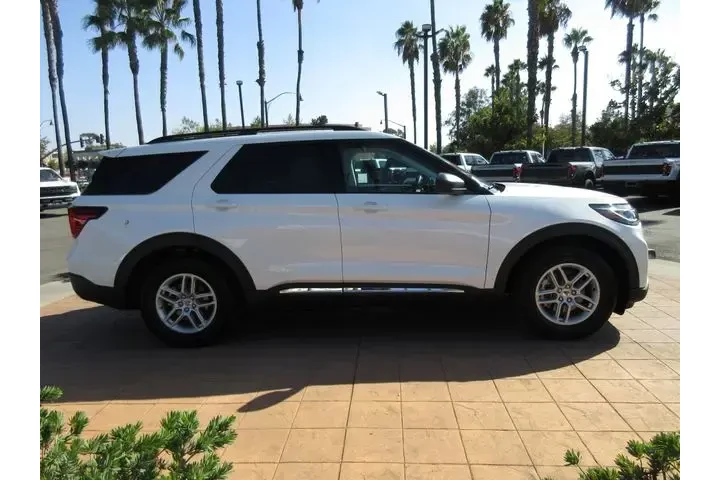 $36898 : Ford Explorer 2025 Active 4d image 5