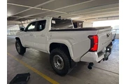 $39998 : Toyota Tacoma 2025 4x2 SR5 4 thumbnail