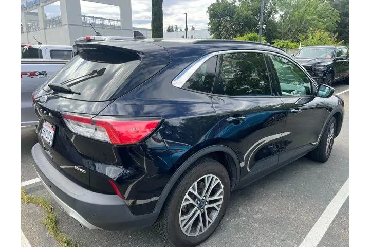 $17355 : Ford Escape 2021 AWD SEL 4dr image 6