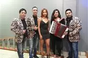 GRUPO VERSATIL EN LOS ANGELES