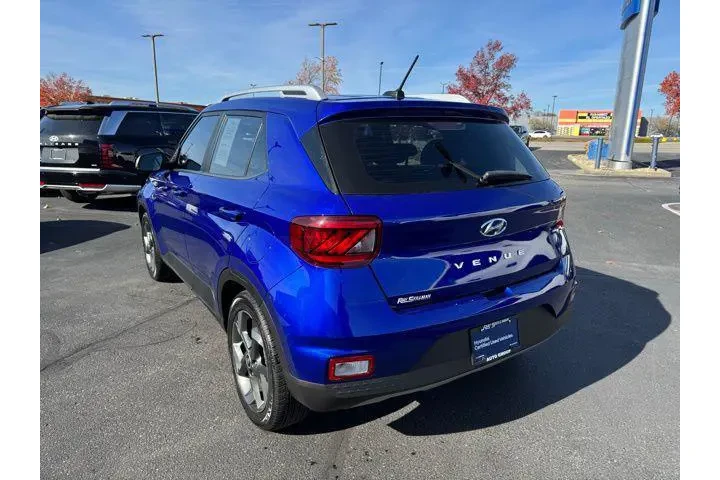 $18750 : Hyundai VENUE 2023 Limited 4 image 8