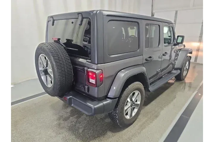 Jeep Wrangler Unlimited 2021 image 2