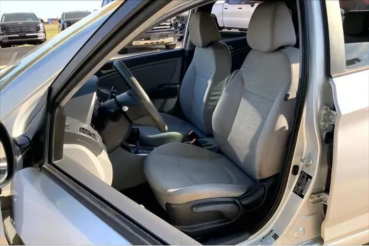 $6985 : Hyundai ACCENT 2017 SE 4dr S image 8