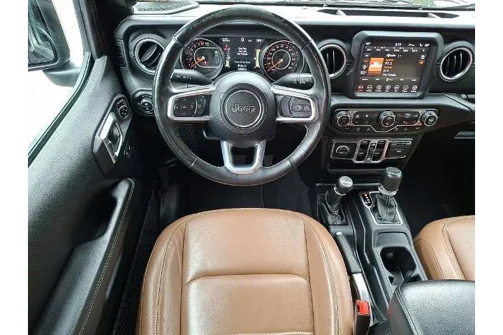 $24767 : Jeep Gladiator 2020 4x4 Over image 2