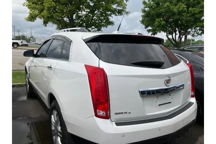 $9550 : 2011 SRX Luxury Collection image 3
