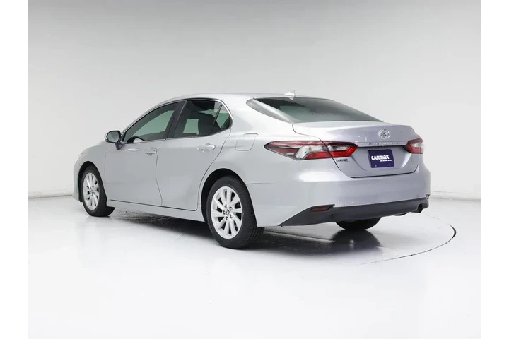 $23998 : Toyota Camry 2022 LE 4dr Sed image 2
