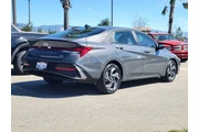 $23026 : Hyundai ELANTRA Hybrid 2025 thumbnail