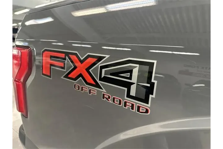 $24000 : Ford F-150 2020 4x4 XLT 4dr image 8