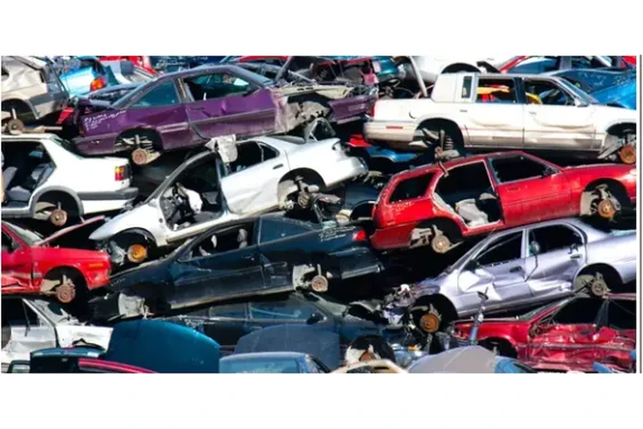 323-518-3620 JUNKE🚗🚗 image 1