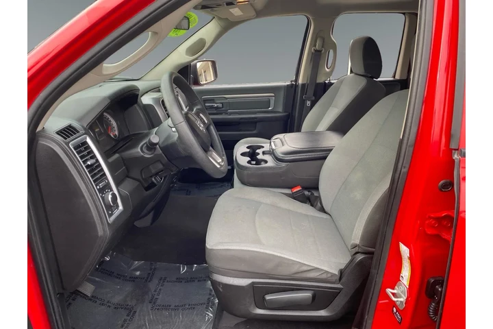 $35000 : Ram 1500 Classic 2024 image 9