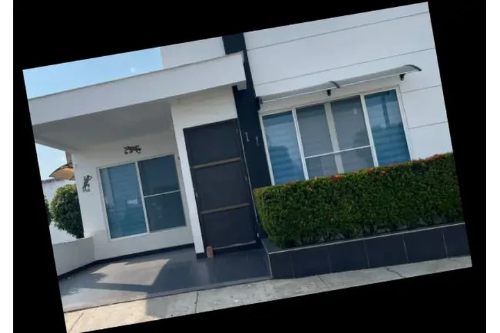 $245000000 : Venta Casa Flandes Tolima image 1