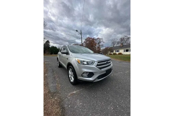 $8495 : Ford Escape 2017 SE 4dr SUV image 2
