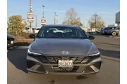 Hyundai ELANTRA Hybrid 2025