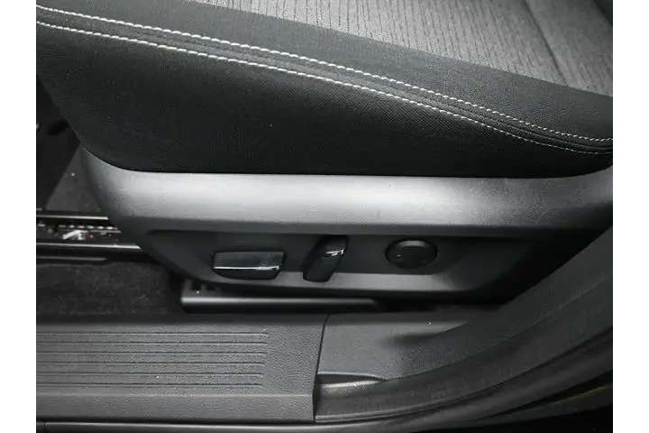 $25991 : Nissan Rogue 2022 SV 4dr Cro image 7