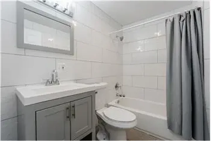 $2795 : Rental property with 2 bedro image 10