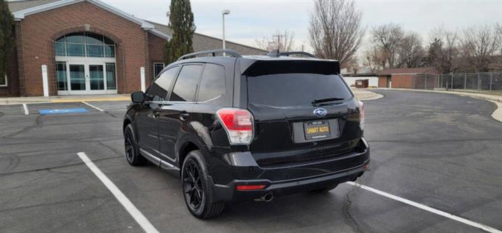 2018 Forester 2.0XT Touring image 7