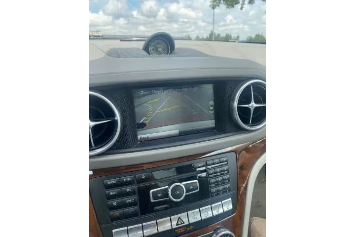 $25752 : Mercedes-Benz SL-Class 2015 image 2
