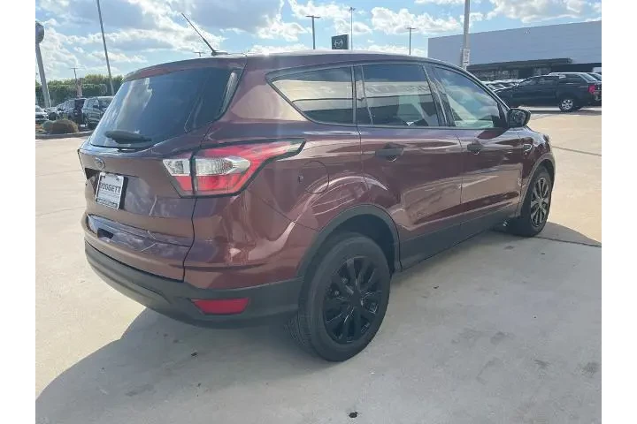 $9999 : Ford Escape 2018 S 4dr SUV image 5