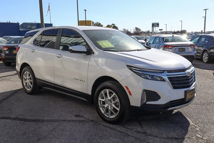 $19988 : 2024 Equinox AWD 4dr LT w/1LT image 3
