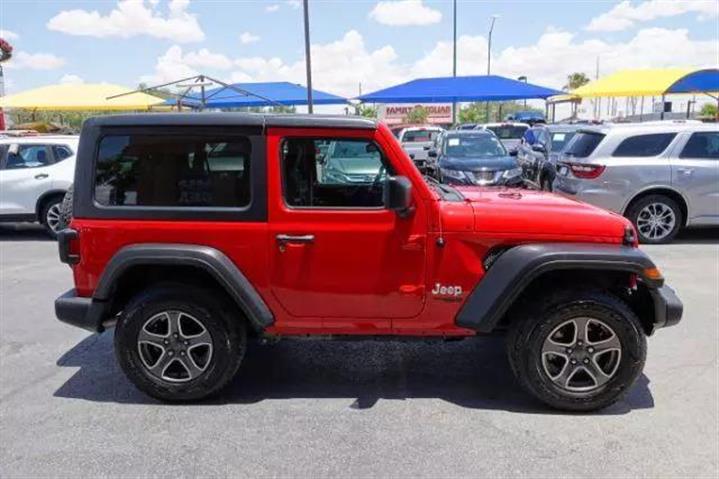 $41995 : Pre-Owned 2019 Wrangler Sport image 5