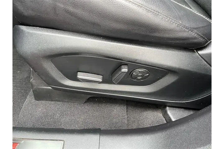 $32495 : Ford Explorer 2021 AWD ST 4d image 8