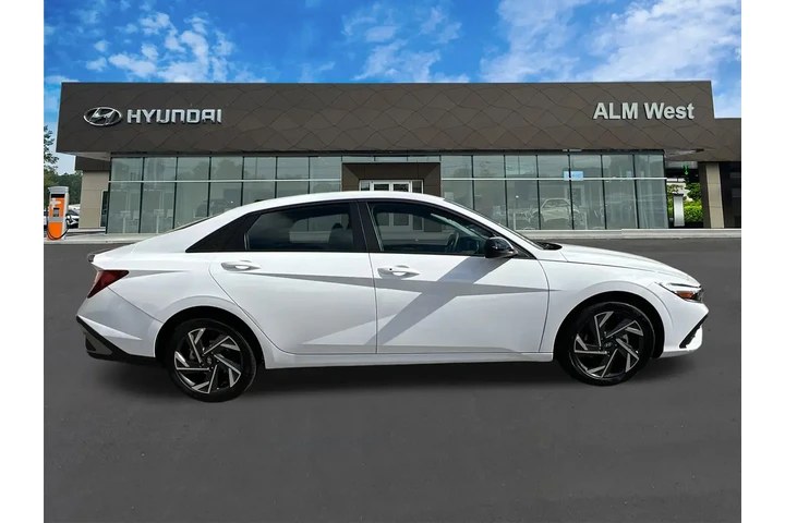 $20520 : Hyundai ELANTRA 2025 SEL Spo image 3