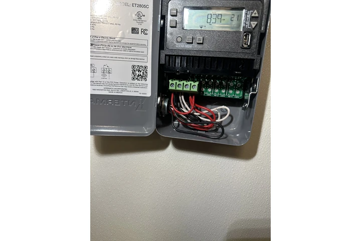 Looking for JOB image 6