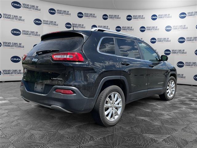$11925 : PRE-OWNED 2016 JEEP CHEROKEE image 3