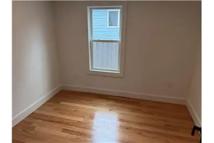 $3500 : Rental property with 2 bedro image 9