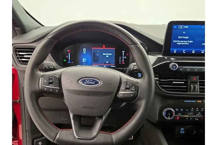 $19998 : Ford Escape 2023 ST-Line 4dr image 10