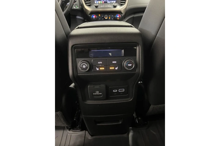 $36995 : Pre-Owned 2023 Acadia Denali image 7