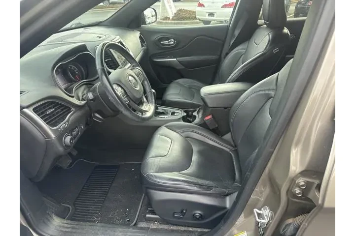 $20951 : Jeep Cherokee 2021 4x4 Latit image 10