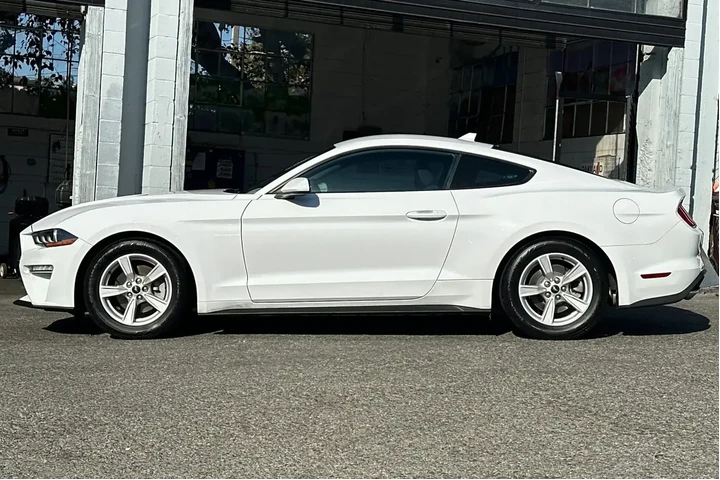 $24995 : Ford Mustang 2022 EcoBoost 2 image 7