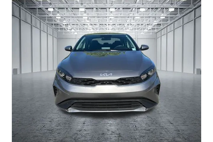 $18999 : Kia Forte 2023 LXS 4dr Sedan image 2