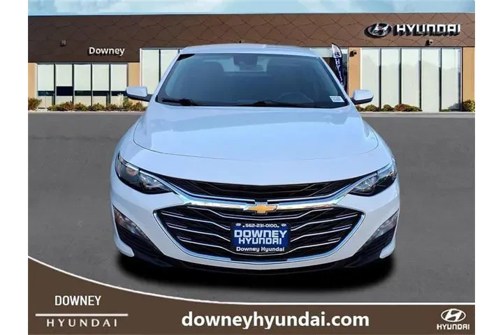 $15891 : Chevrolet Malibu 2023 LT 4dr image 2