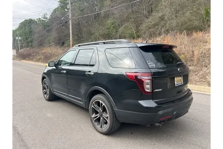 $8990 : Ford Explorer 2014 AWD Sport image 5