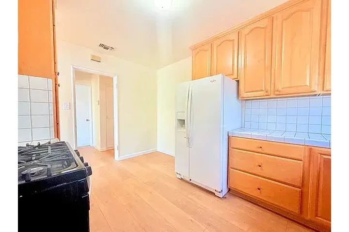 $2100 : ¡Su nueva casa le espera! image 1
