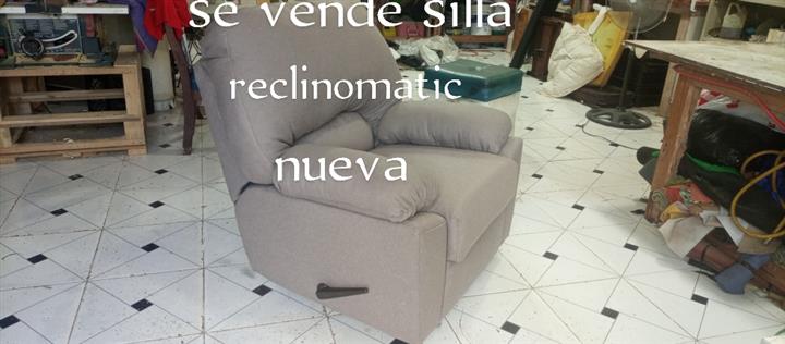 $280 : Silla reclinable image 1