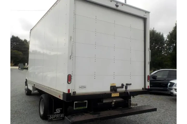 $15481 : 2020 Express G3500 159" image 3